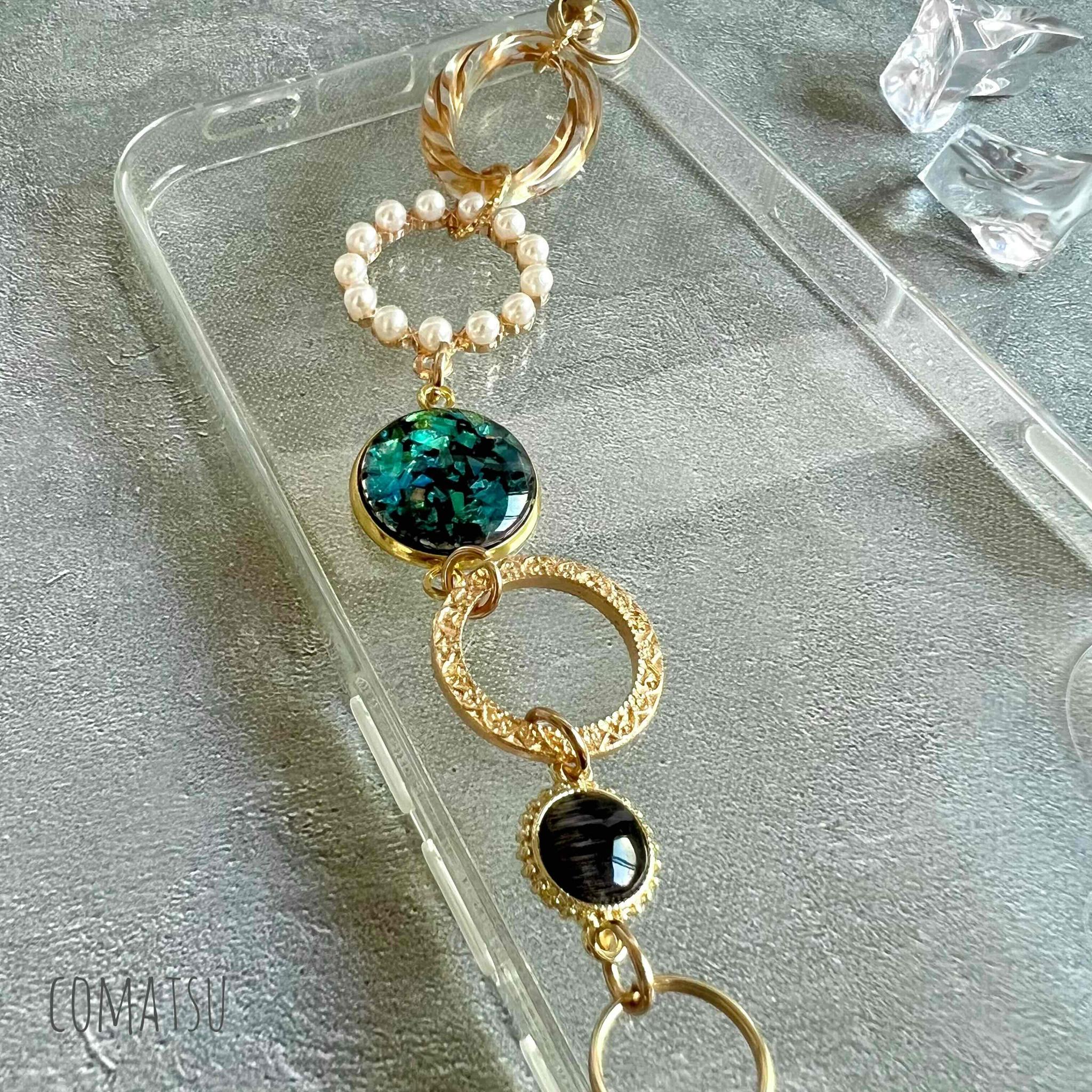 洗練ラグジュアリー ハンドホルダー付きスマホケース 落下防止ベルトストラップ付きスマホカバー | 2枚目